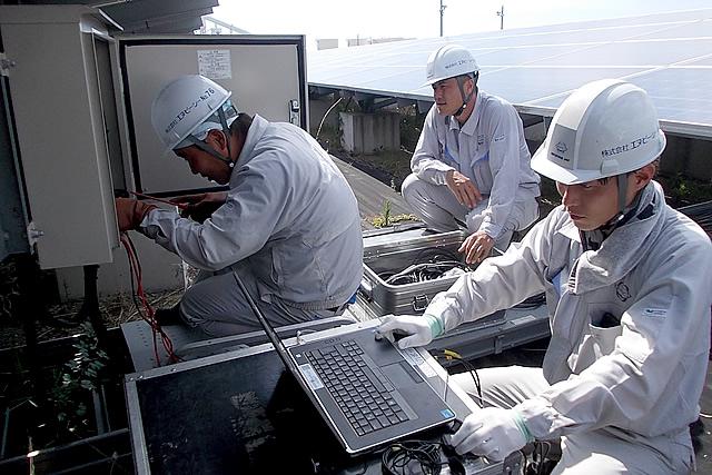 太陽光発電所の検査サービス